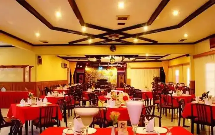 Тасикмалая: Urbanview Hotel Crown Tasikmalaya by RedDoorz