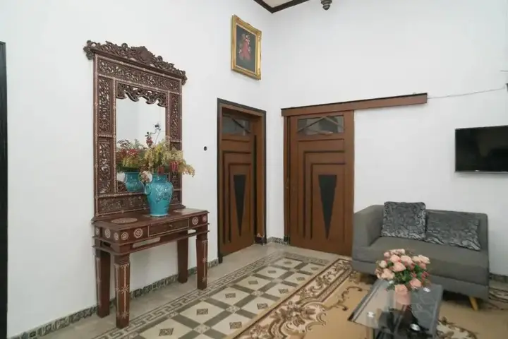 Маланг: Urbanview Hotel Griya Surya Malang by RedDoorz