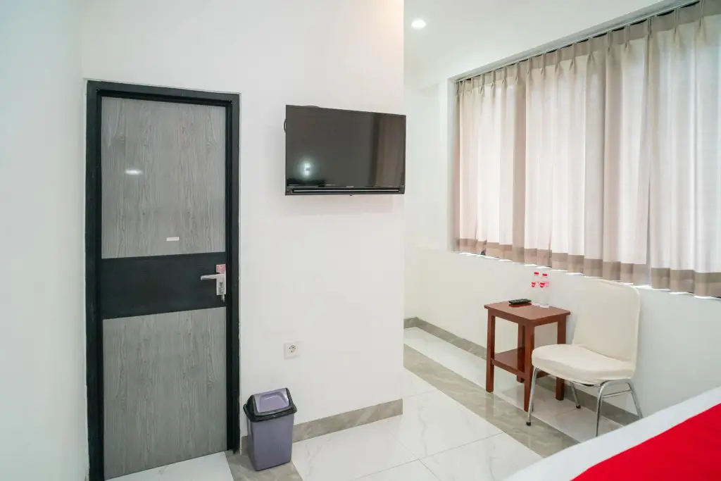 Джакарта: RedDoorz near Stasiun Senen