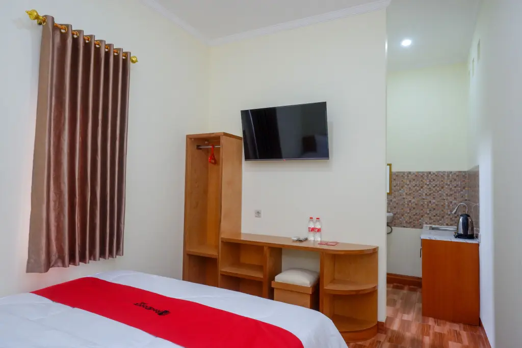 Пурвокерто: RedDoorz near Rita Supermall Purwokerto 2
