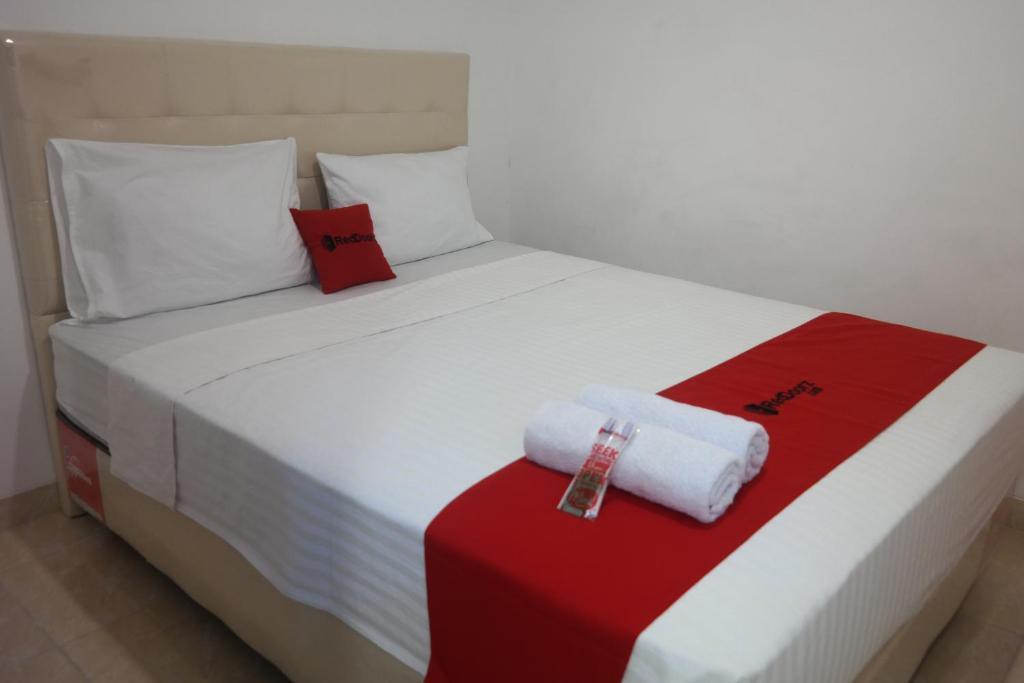 Макассар: RedDoorz near Mall Ratu Indah 3
