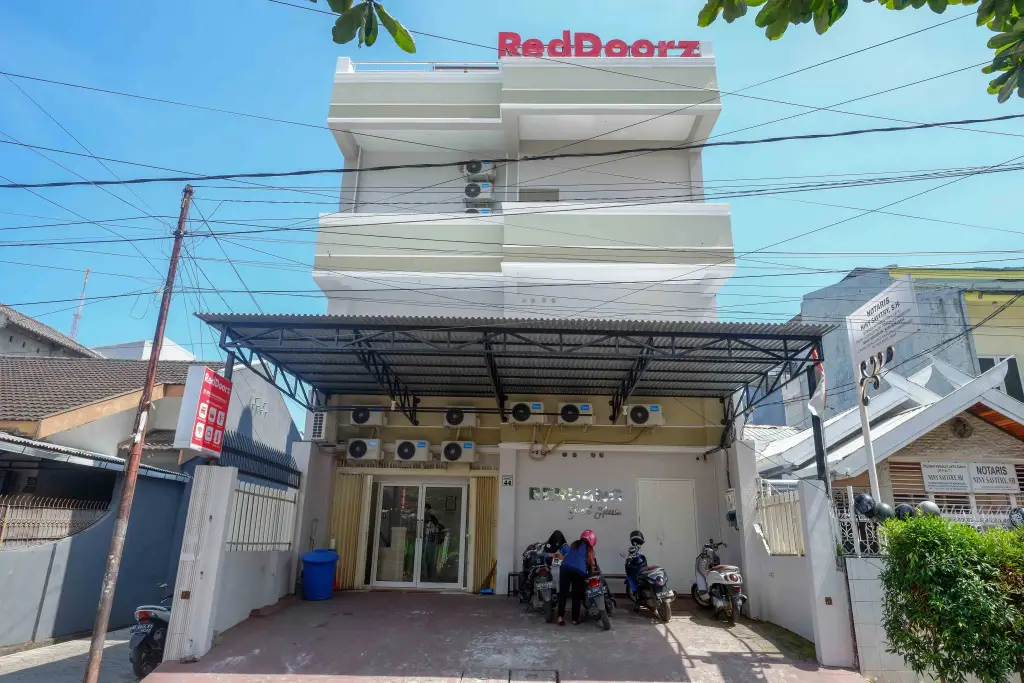 Макассар: RedDoorz near Mall Ratu Indah 3