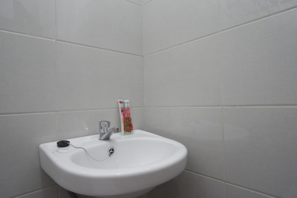 Пурвокерто: RedDoorz near Kampus UMP Purwokerto 2