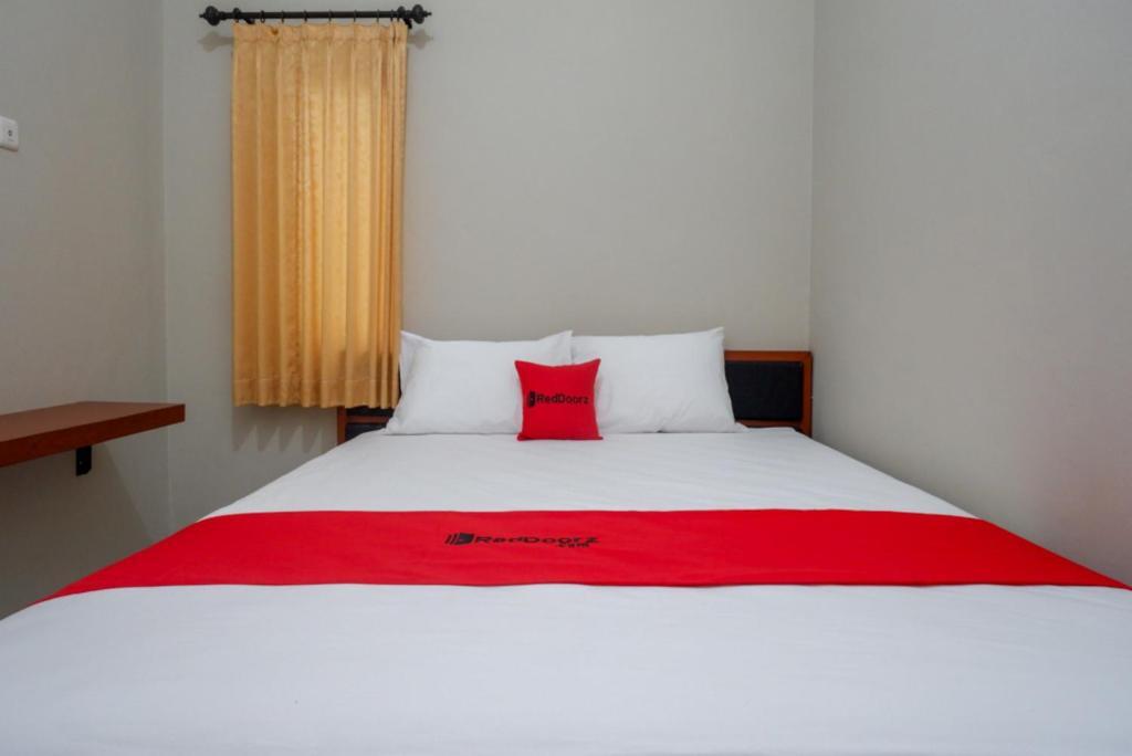 Пурвокерто: RedDoorz near Kampus UMP Purwokerto 2