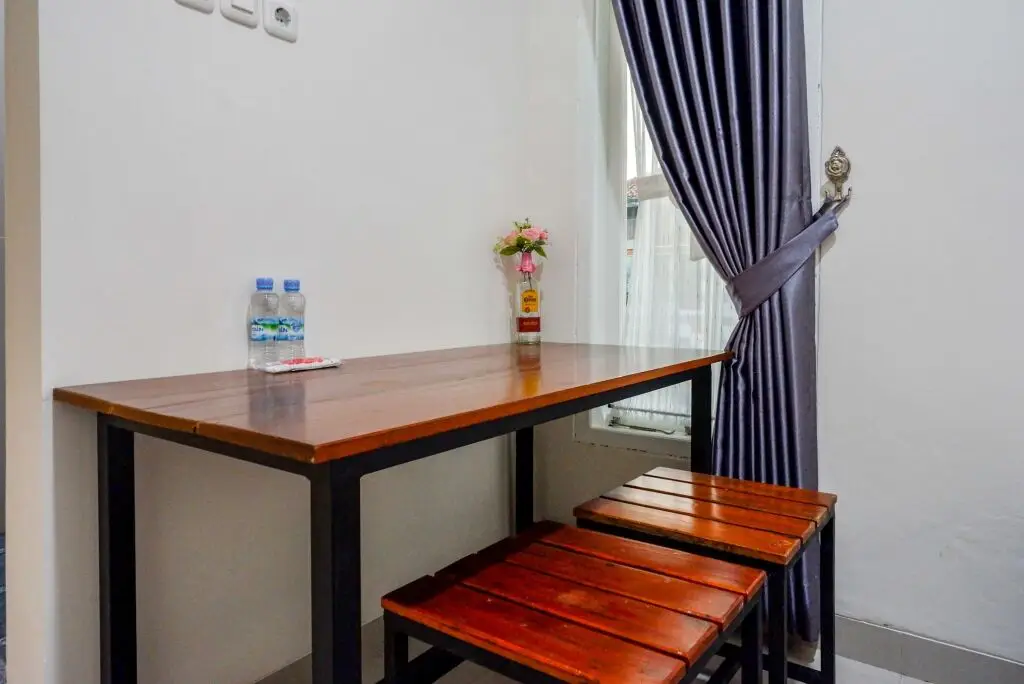 Тегал: Reddoorz Syariah Near Rs Mitra Keluarga Tegal