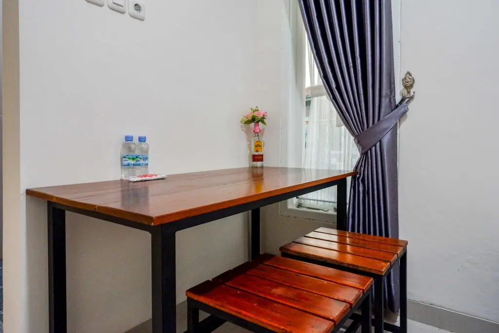Тегал: Reddoorz Syariah Near Rs Mitra Keluarga Tegal