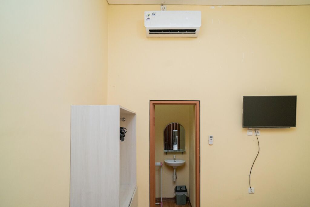 Сурабая: RedDoorz Syariah near Jembatan Merah Plaza