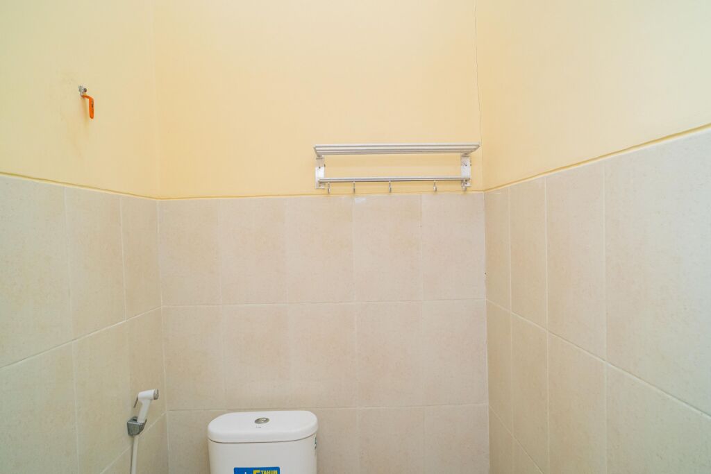 Сурабая: RedDoorz Syariah near Jembatan Merah Plaza