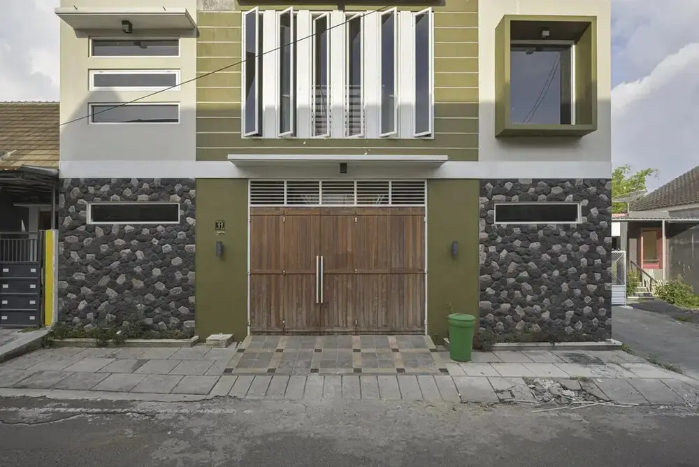 Маланг: RedDoorz Syariah @ Tatasurya Guesthouse Malang