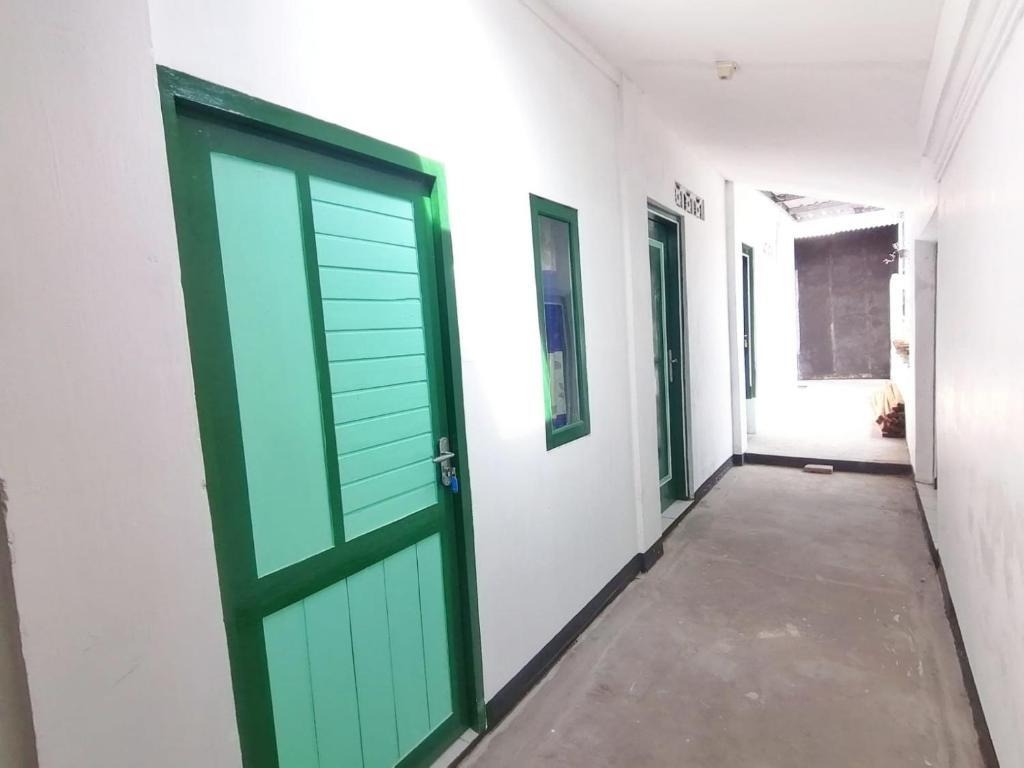 Джокьякарта: RedDoorz Syariah @ Ndalem Kembang Sore Yogyakarta