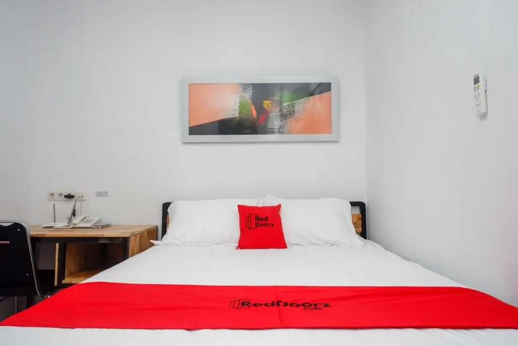 Семаранг: RedDoorz Plus near Patung Kuda Undip