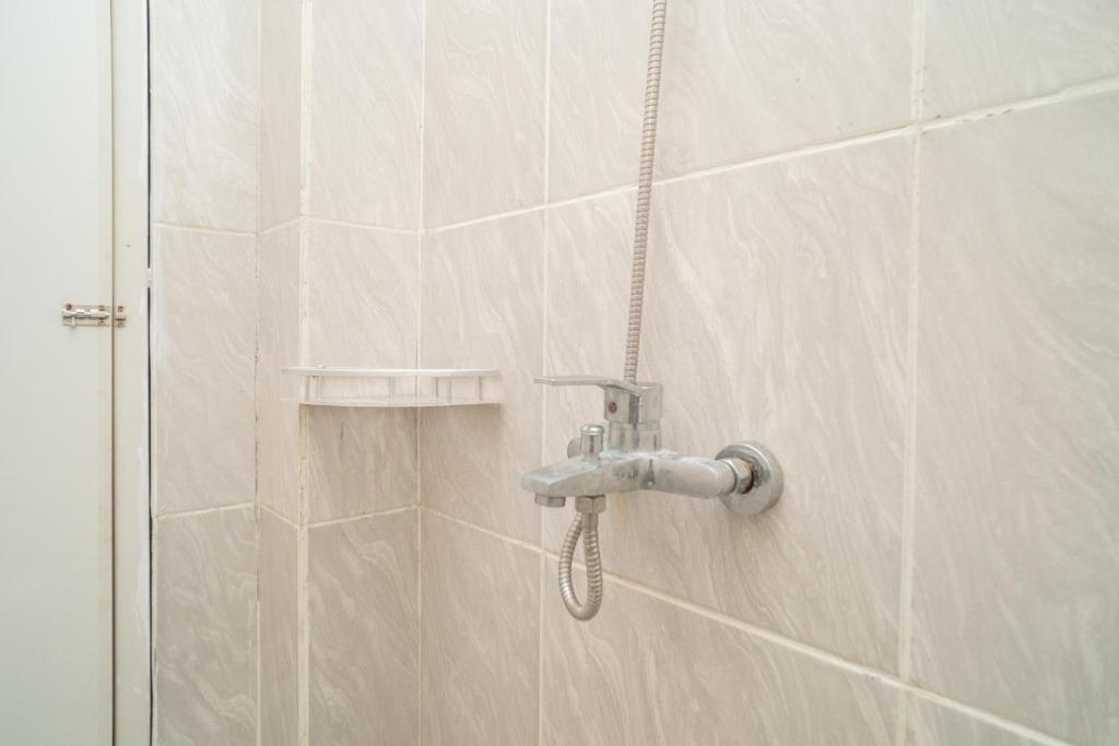 Джакарта: RedDoorz Plus near ITC Cempaka Mas 2
