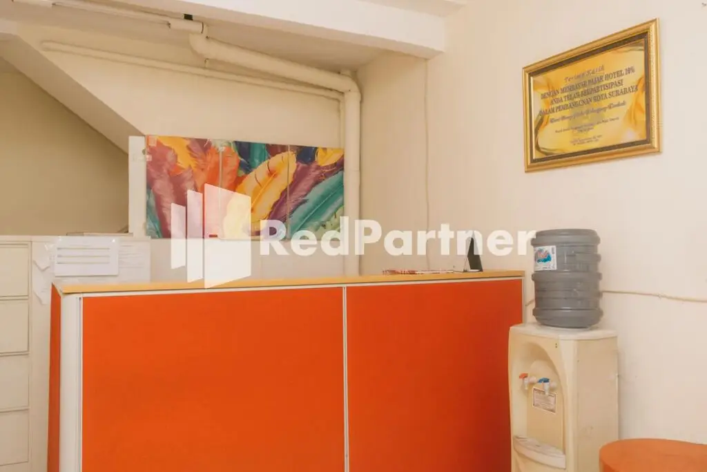 Сурабая: Pits Hotel RedPartner Near Atom Mall