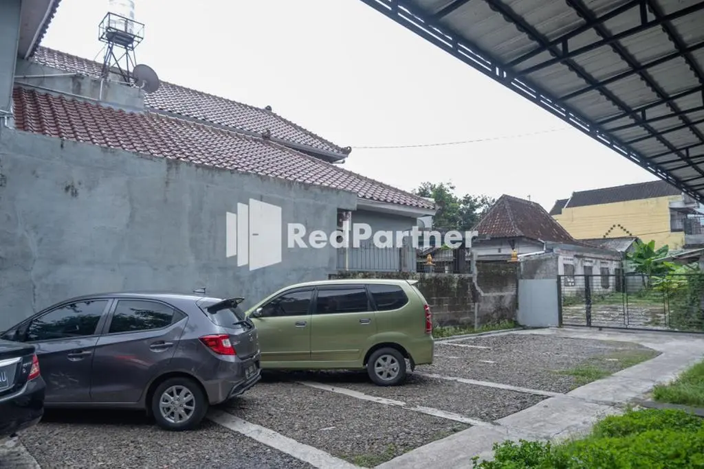 Слеман: Paviliun Gelatik Redpartner Syariah Near Ugm