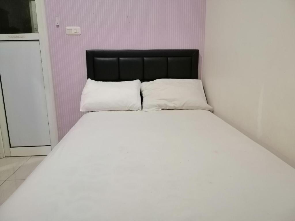 Пурвокерто: OYO 90703 Wisma Ibu T
