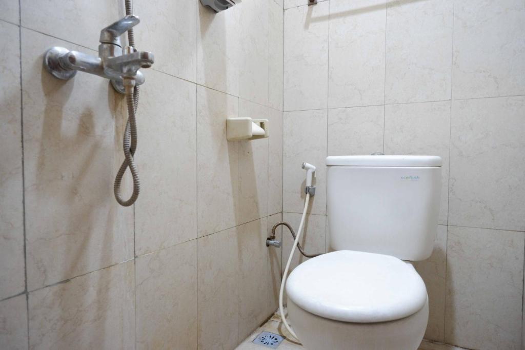 Картасура: RedDoorz near Rumah Sakit Ortopedi Dr Soeharso