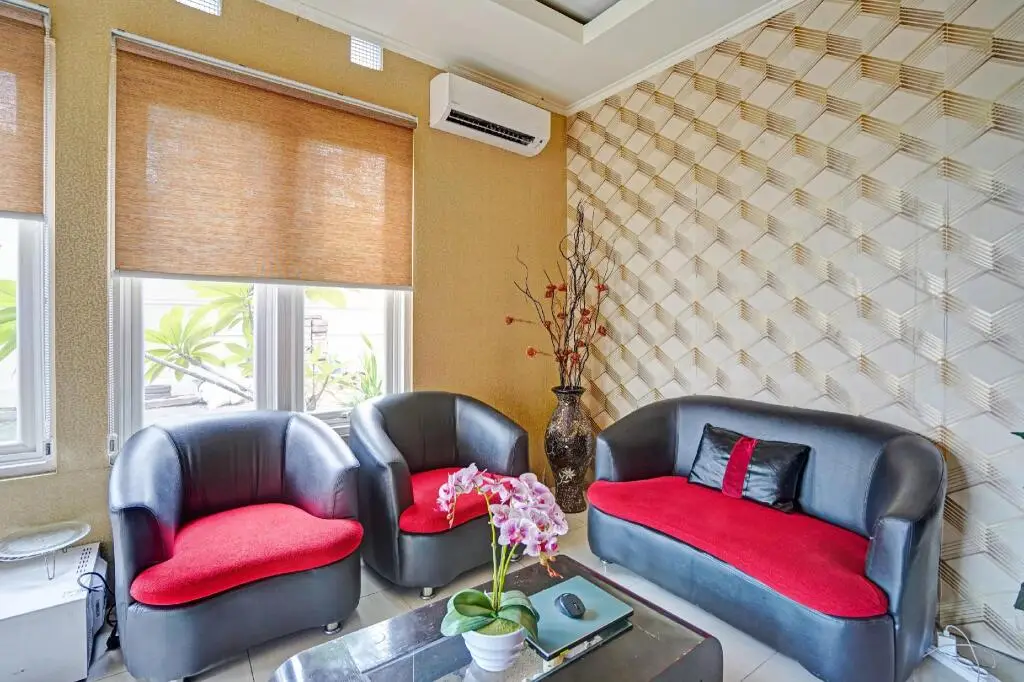 Сурабая: OYO 90801 Deanofaa Residence Syariah