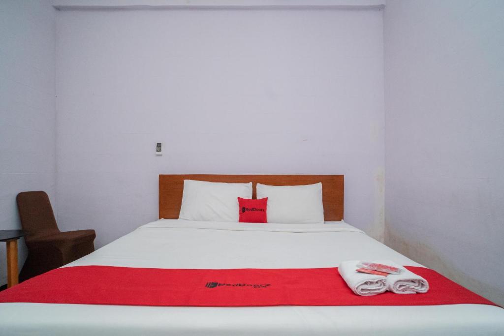 Боджонегоро: RedDoorz Plus Syariah At Lotus Hotel Bojonegoro