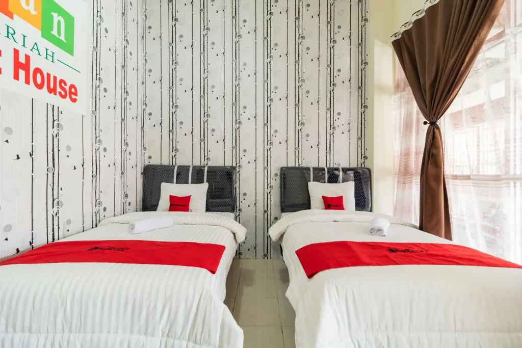 Букиттинги: RedDoorz Syariah near Pasar Aur Kuning