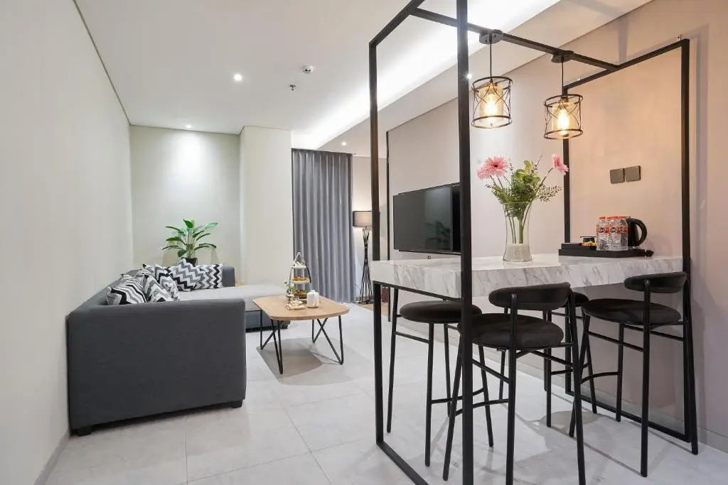carousel image 4