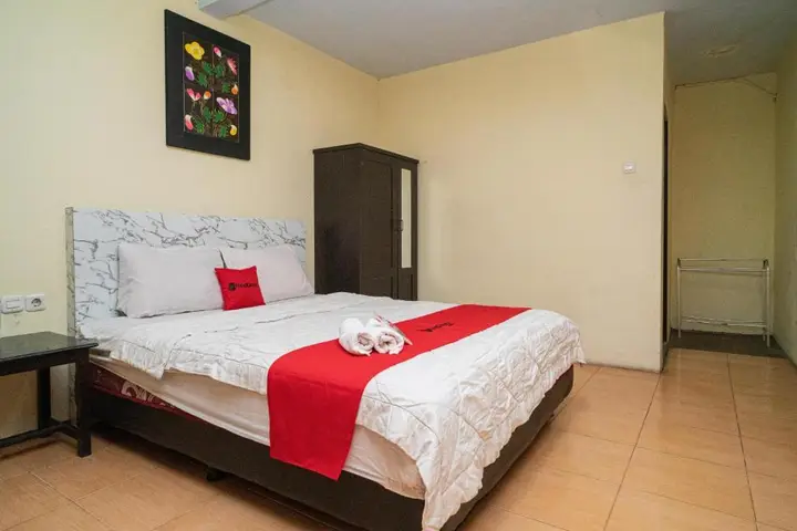 Маланг: Reddoorz Near Cyber Mall