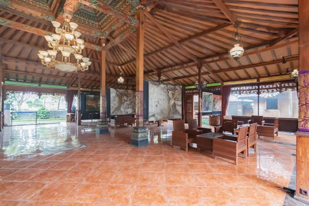 Гарут: RedDoorz Premium At Joglo Garut Cottage Syariah