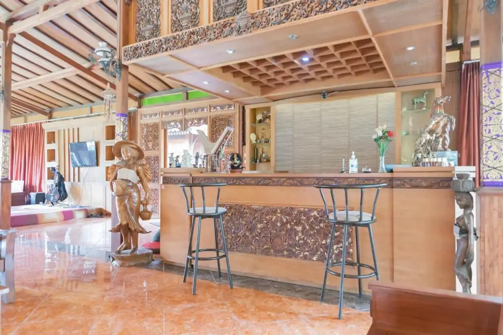 Гарут: RedDoorz Premium At Joglo Garut Cottage Syariah