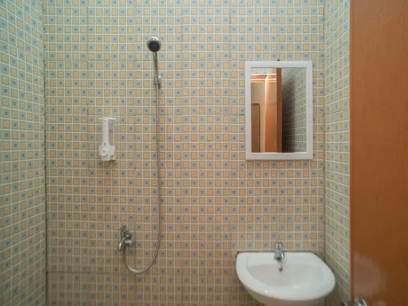 Сизаруа: RedDoorz near Taman Safari 2