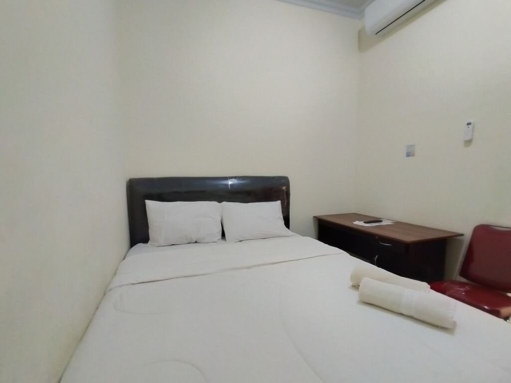 Макассар: Homestay Danesti Syariah Near Bandara Sultan Hasanuddin Mitra RedDoorz