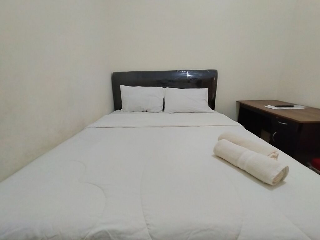 Макассар: Homestay Danesti Syariah Near Bandara Sultan Hasanuddin Mitra RedDoorz