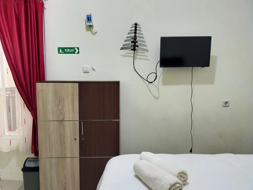 Макассар: Homestay Danesti Syariah Near Bandara Sultan Hasanuddin Mitra RedDoorz