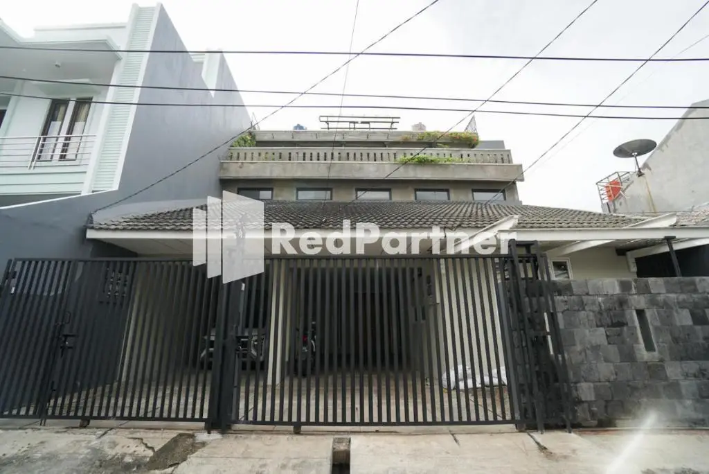 Джакарта: Tomang Gelong Guest House Syariah RedPartner