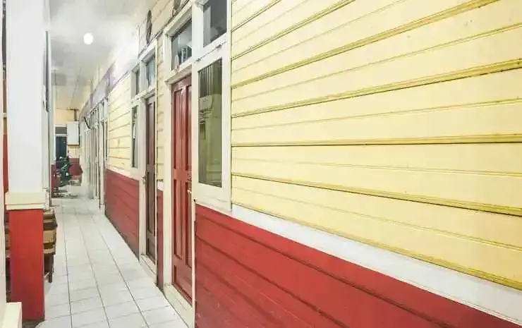 Куалакапуас: SPOT ON 91833 Hotel Anggrek Daqu Syariah Kapuas