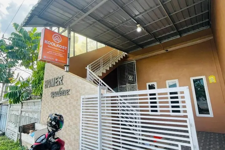 Медан: Koolkost @ Jalan Polonia Medan