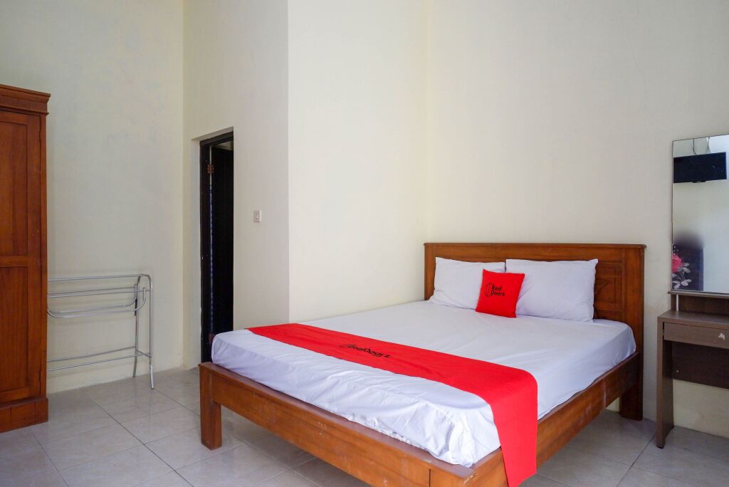 Клатен: RedDoorz @ Umbul Ponggok Waterpark Klaten