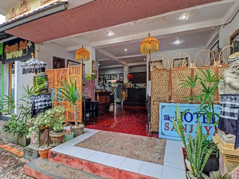 Кута: Capital O 91851 Hotel Sanjaya