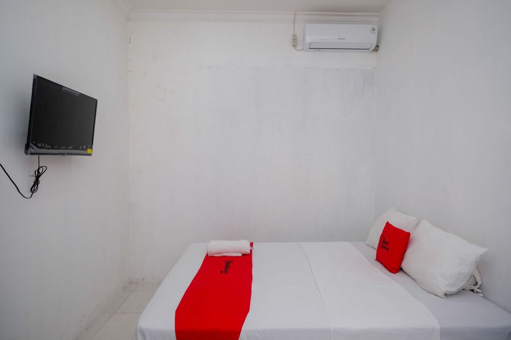 Манадо: RedDoorz near De La Salle Manado