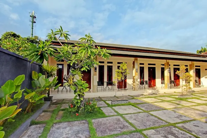 Матарам: OYO 91881 Aratha Homestay