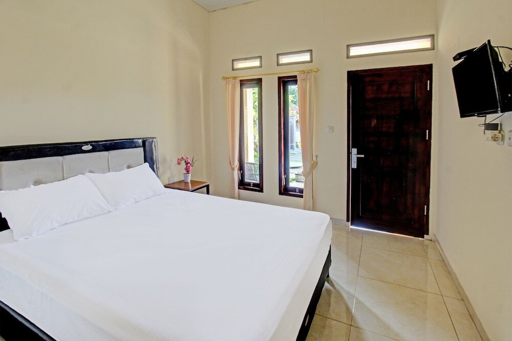 Матарам: OYO 91881 Aratha Homestay