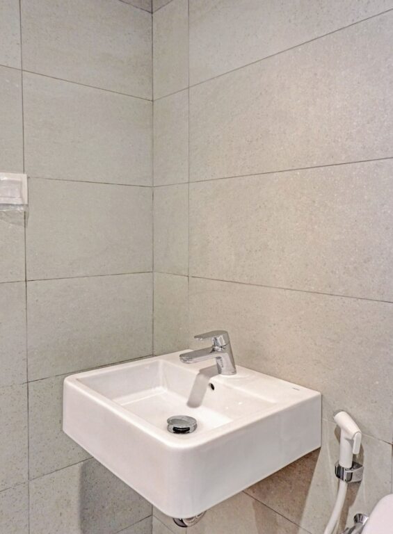 Джакарта: Super OYO Capital O 90635 Tango Juliet Residence