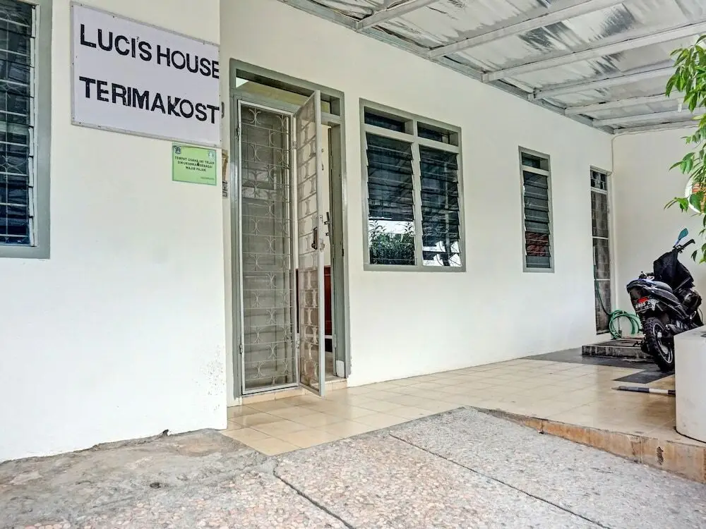 Джакарта: OYO 91658 Luci’s House