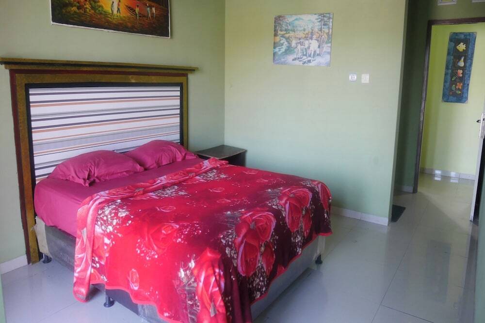 Приген: OYO Life 90646 Villa Karsinem Pasuruan