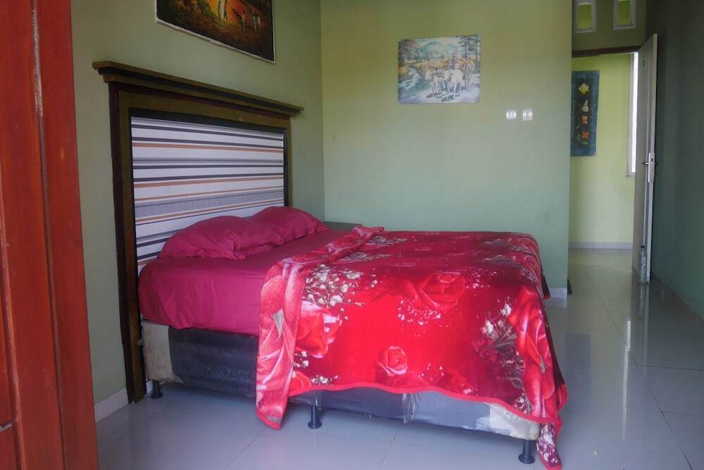 Приген: OYO Life 90646 Villa Karsinem Pasuruan