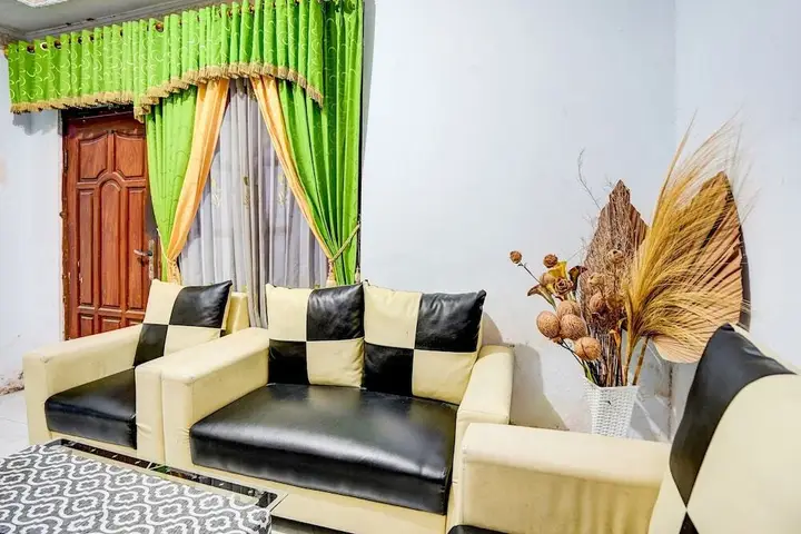 Сурабая: SPOT ON 91789 Kost Umik Sidoarjo Syariah