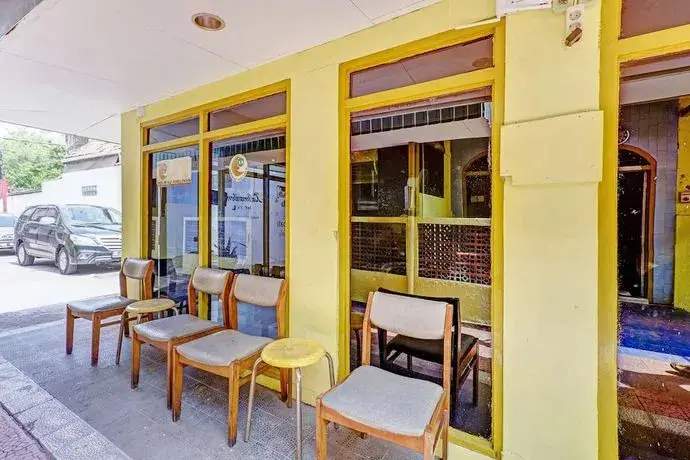 Сурабая: OYO Flagship 90717 Hotel Kalimantan Surabaya