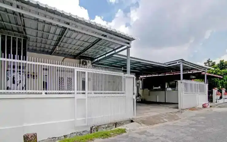 Пеканбару: OYO 91093 Guest House 513 Syariah