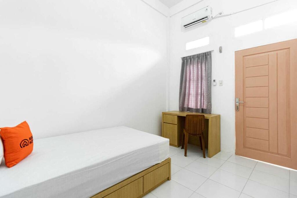 Пурвокерто: KoolKost Syariah near Living Plaza Purwokerto