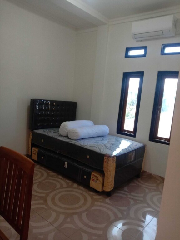Лабуан-Баджо: EXPRESS O 91722 Home Stay Dan Sewa Mobil Jhon's Family