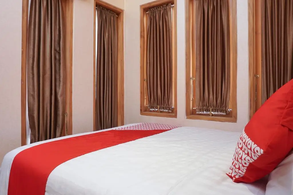 Бангунтапан: OYO 444 Rafitha Homestay