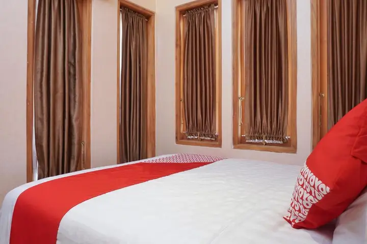 Бангунтапан: OYO 444 Rafitha Homestay